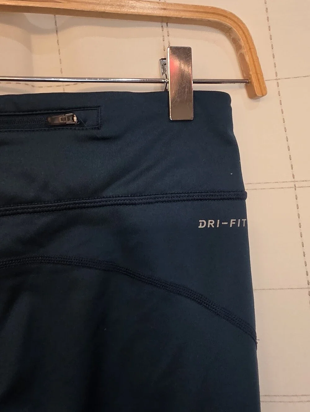 Nike mid drawstrings zipper
