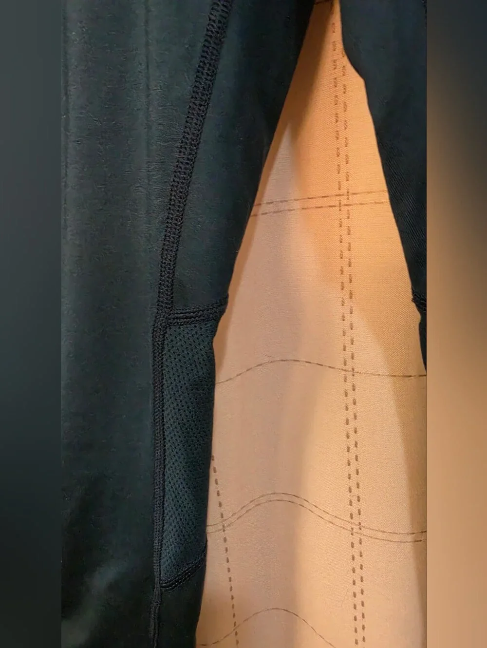 Nike qs size cropped