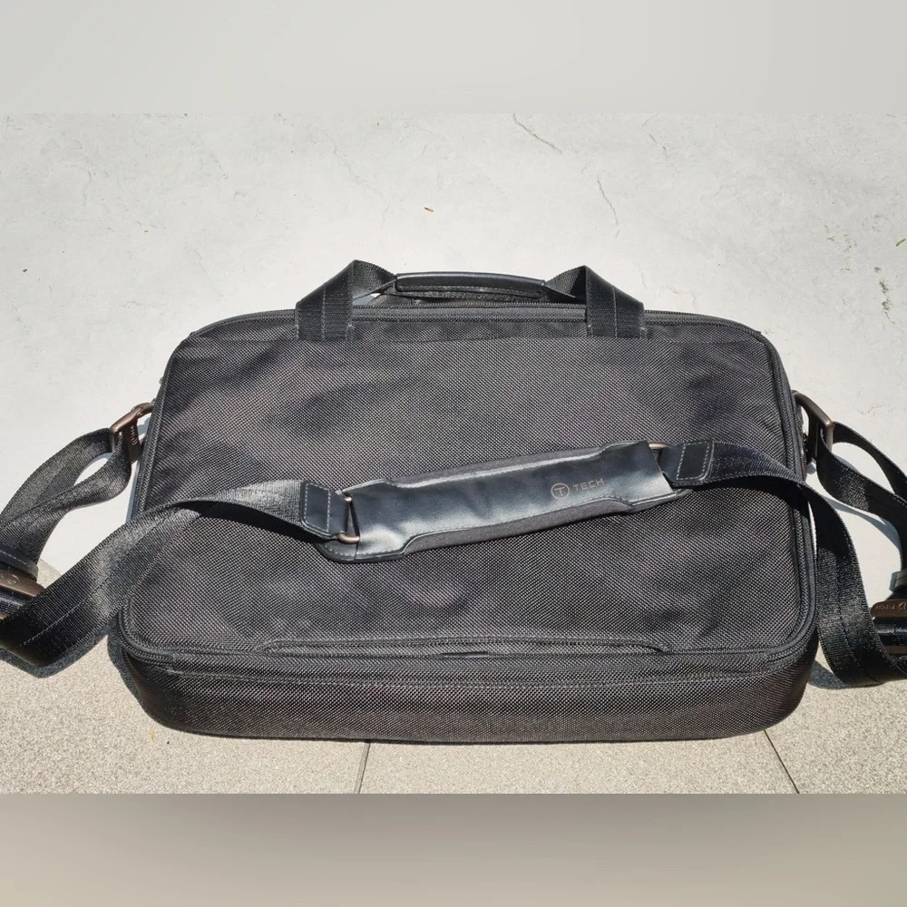Tumi Messenger bag