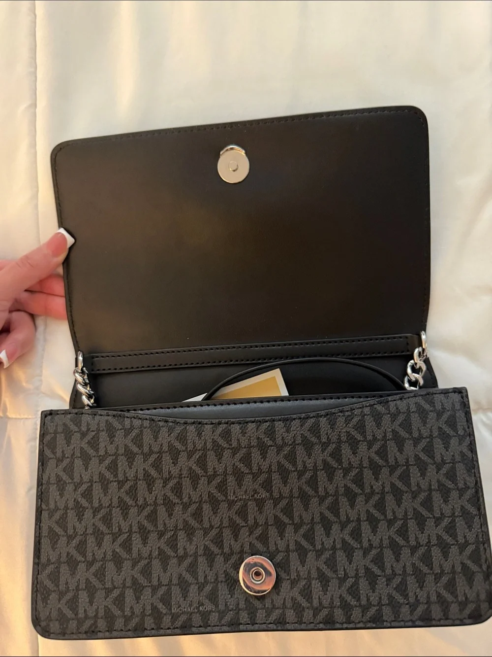 Michael Kors mk signature
