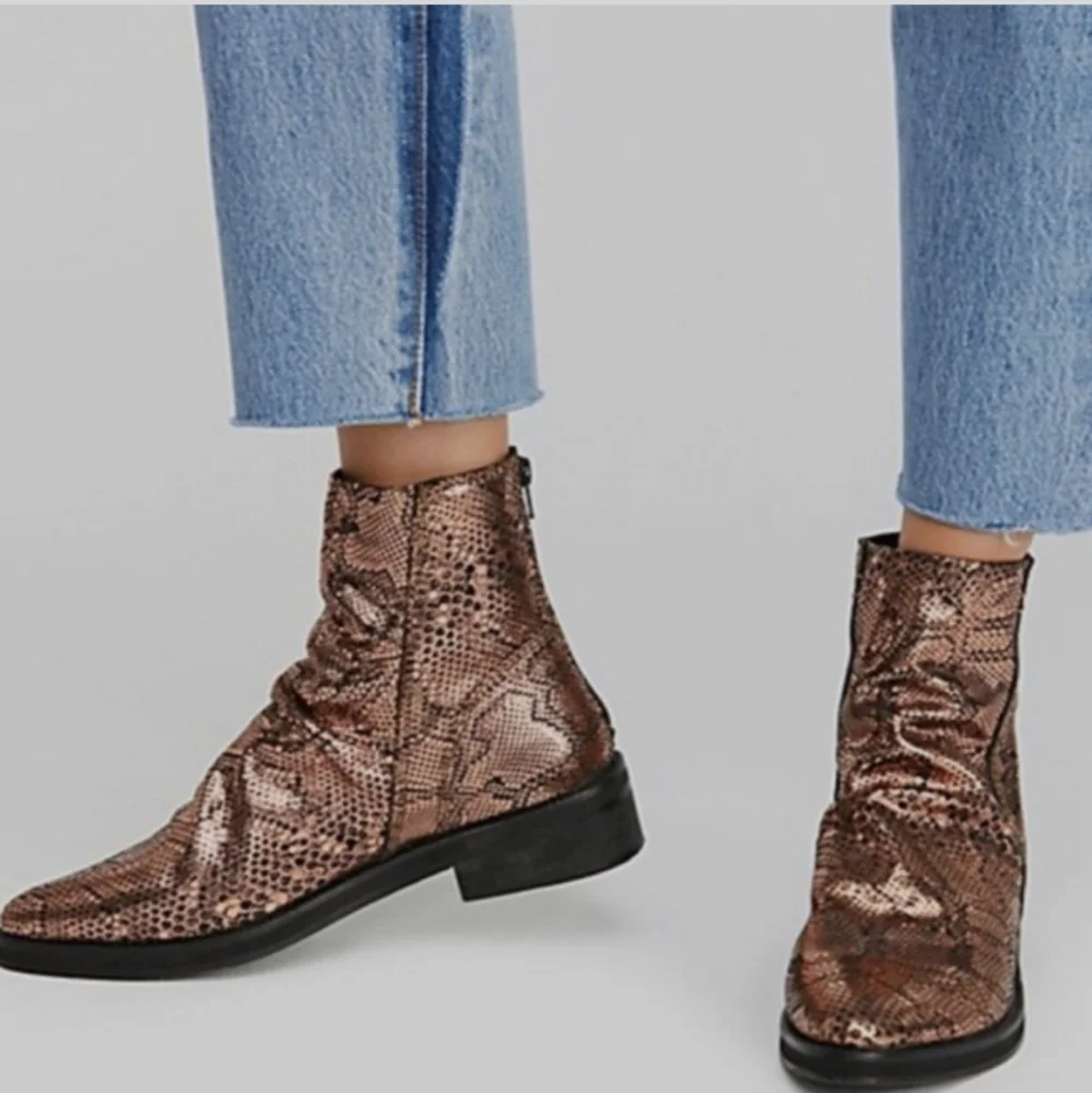 Free People Amarone Holiday Party Copper Snakeskin Print Ankle Boot Sz 8/38