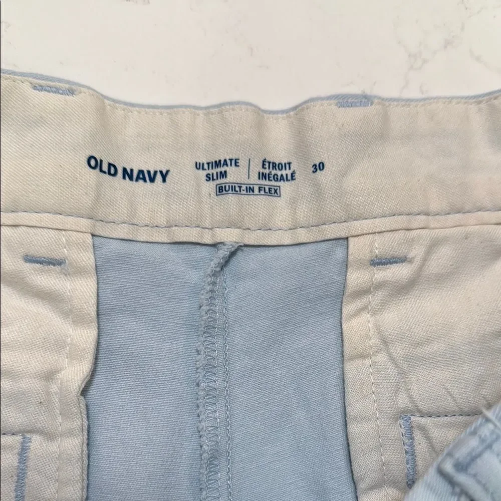 Old Navy Light Blue Men's Shorts size 30 slim.