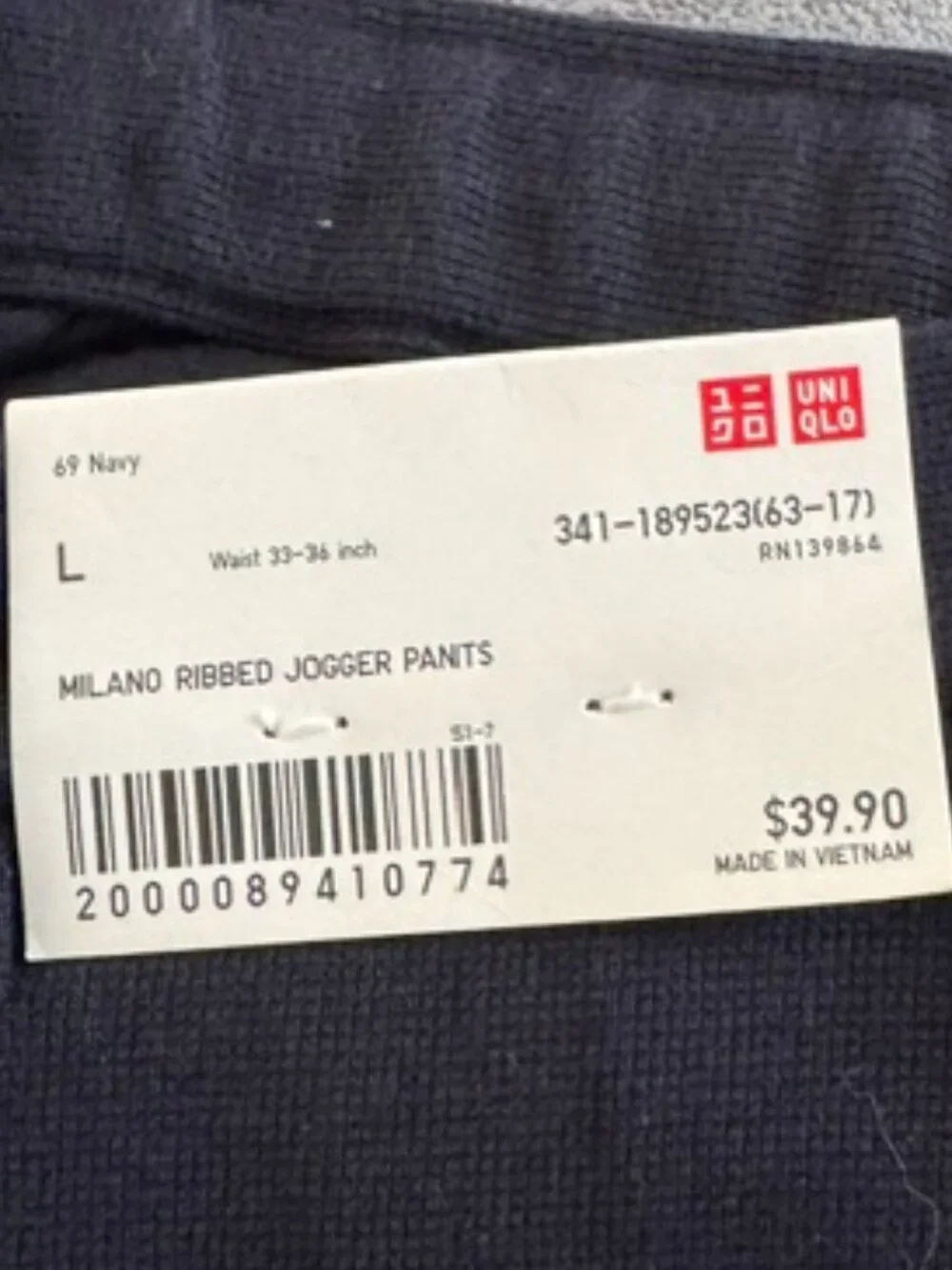 Uniqlo waist 33