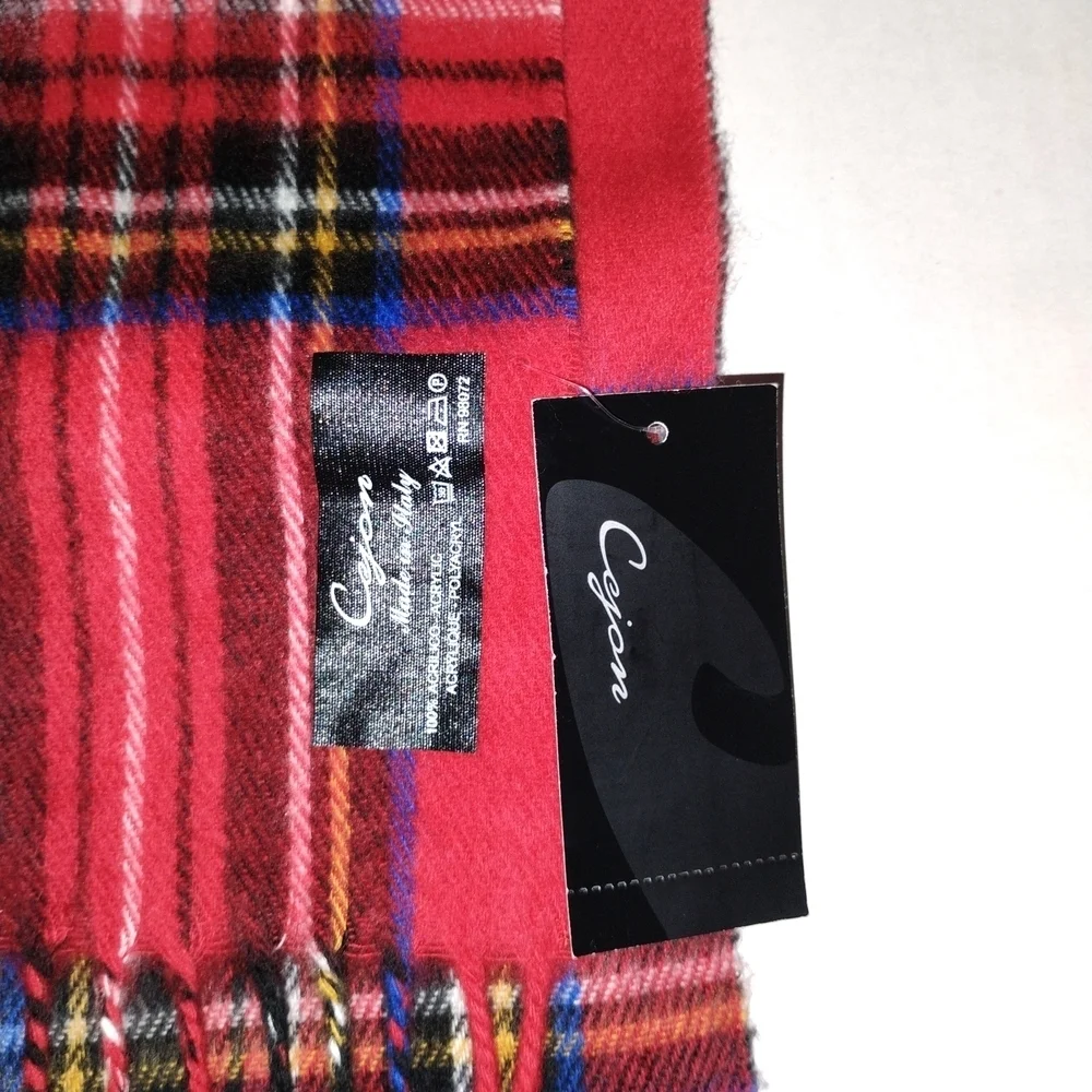NWT Cejon Plaid Wrap Scarf Retails $36 AT Macy's