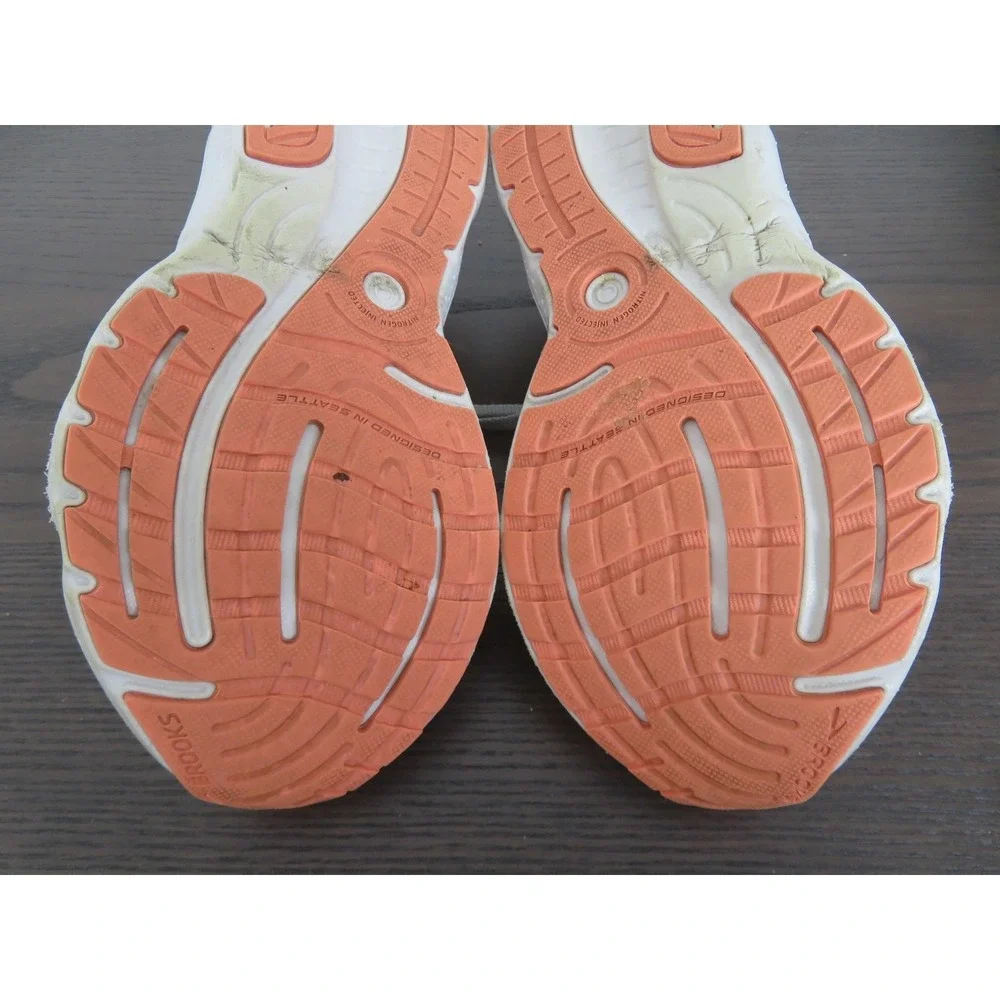 Brooks shoes are