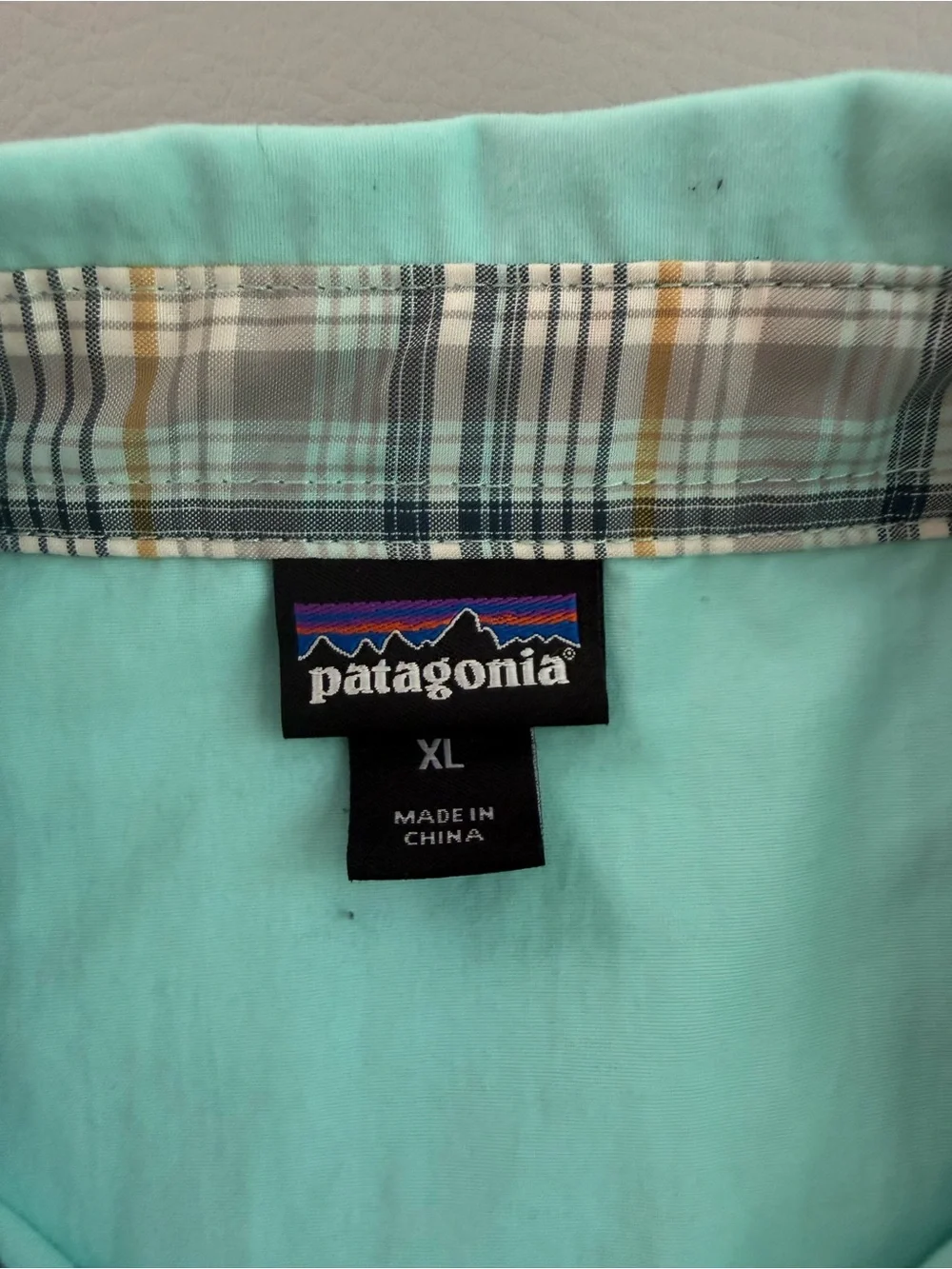 Patagonia Kids Long Sleeved Button Up Rio North Shirt Bend Blue Boys XL - Stains