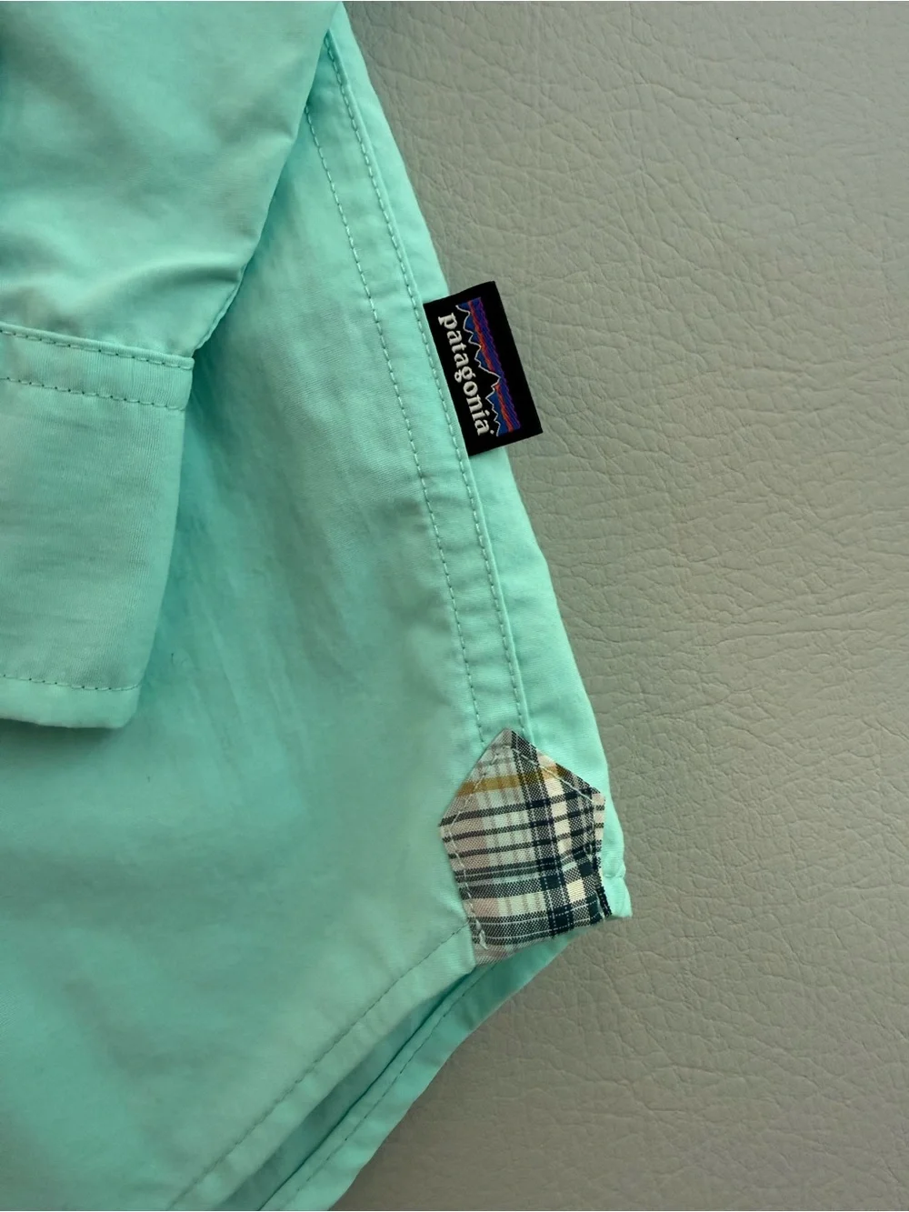 Patagonia Kids Long Sleeved Button Up Rio North Shirt Bend Blue Boys XL - Stains