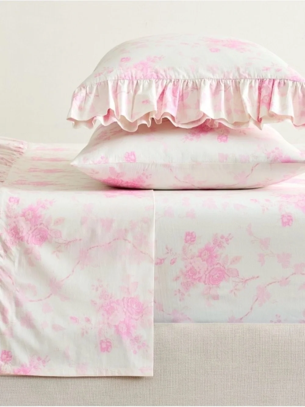 LoveShackFancy these feminine trim