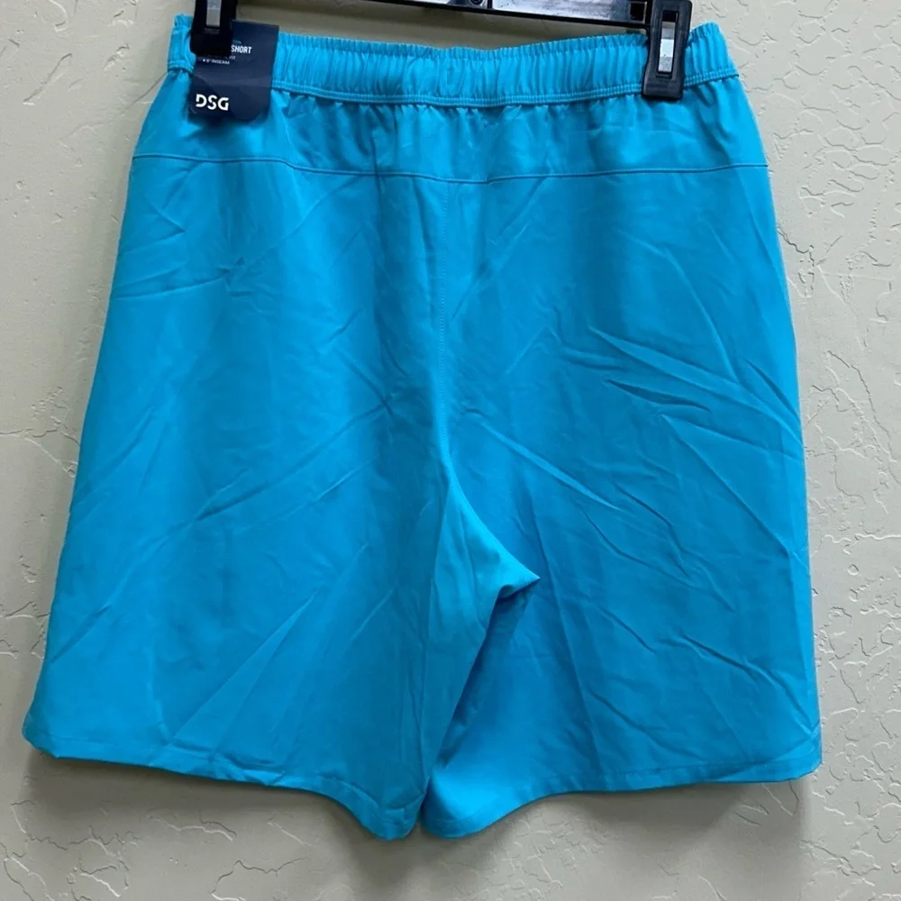 NWT DSG Men’s 8” Agility Woven Shorts Blue Spray size Small
