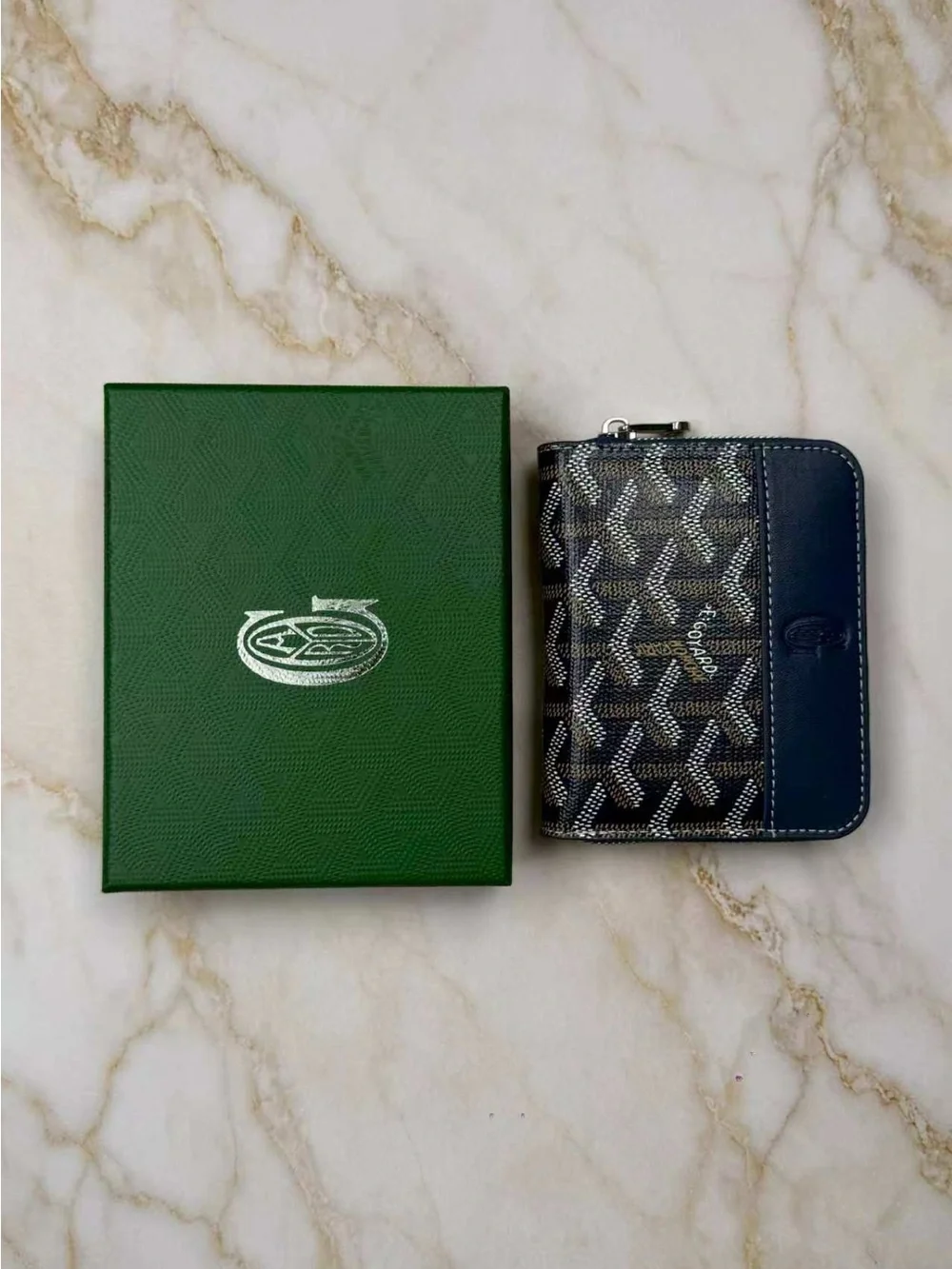 Goyard compact zip