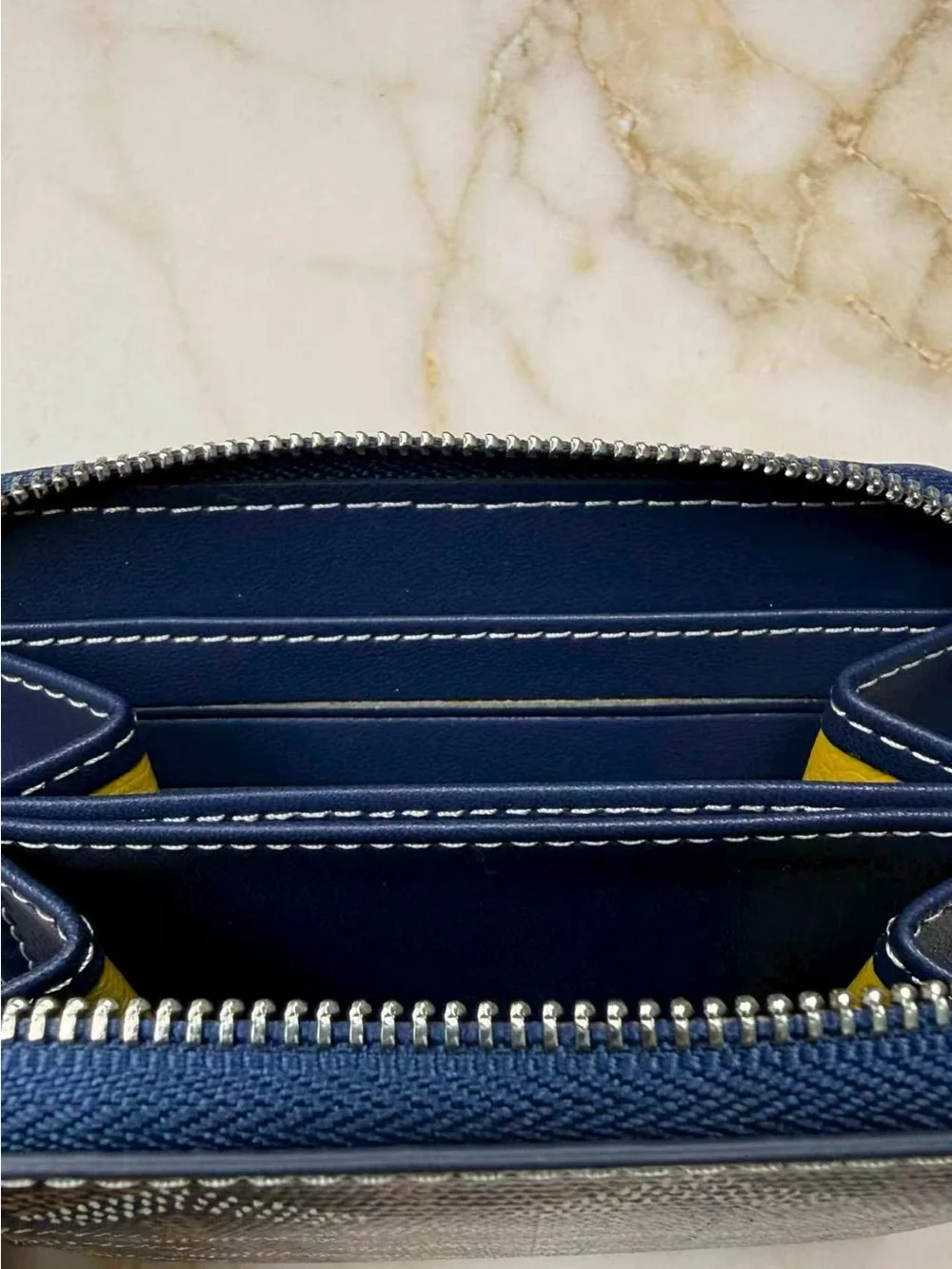 Goyard compact zip