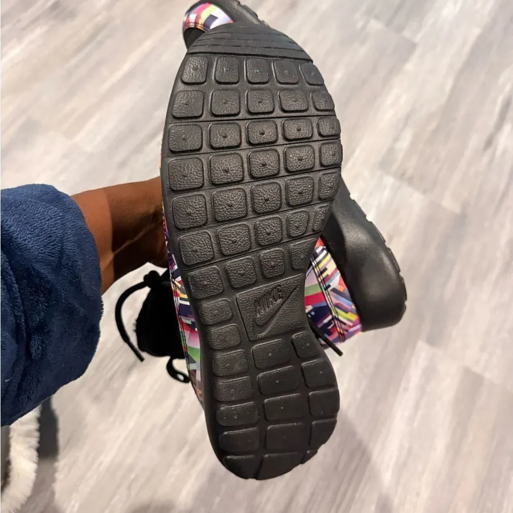 Nike sleek sneakers