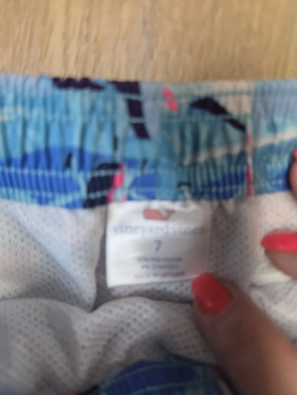 Vineyard Vines pop accents