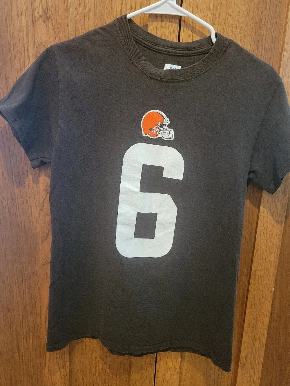 Cleveland Browns Baker Mayfield Boys T-shirt Size Small