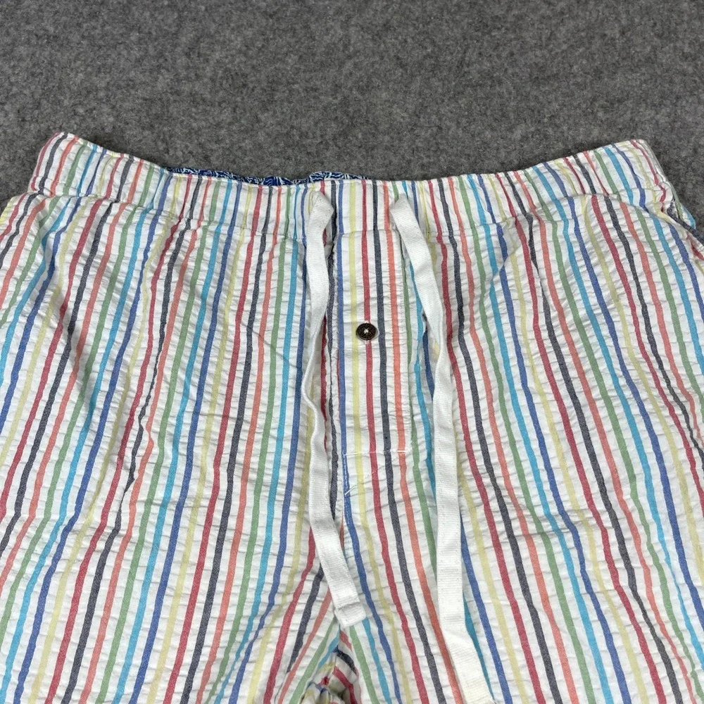 Tommy Bahama feature comfortable button