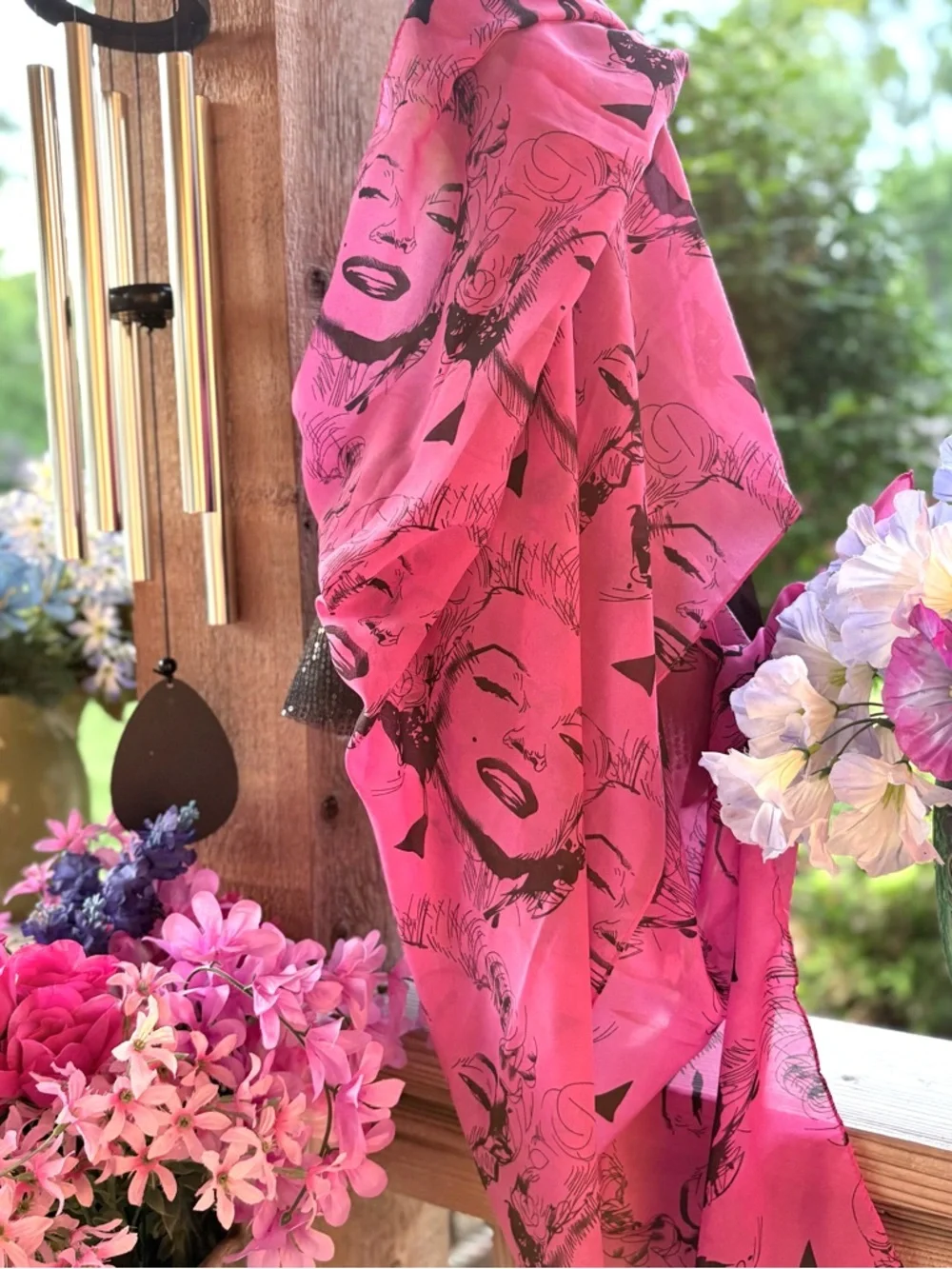 N/A oblong marilyn portrait