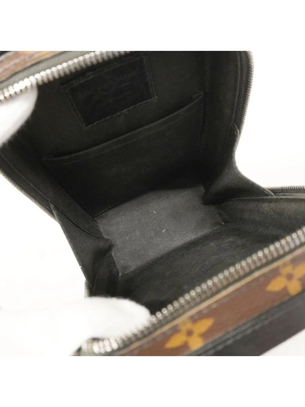 Louis Vuitton this authentic