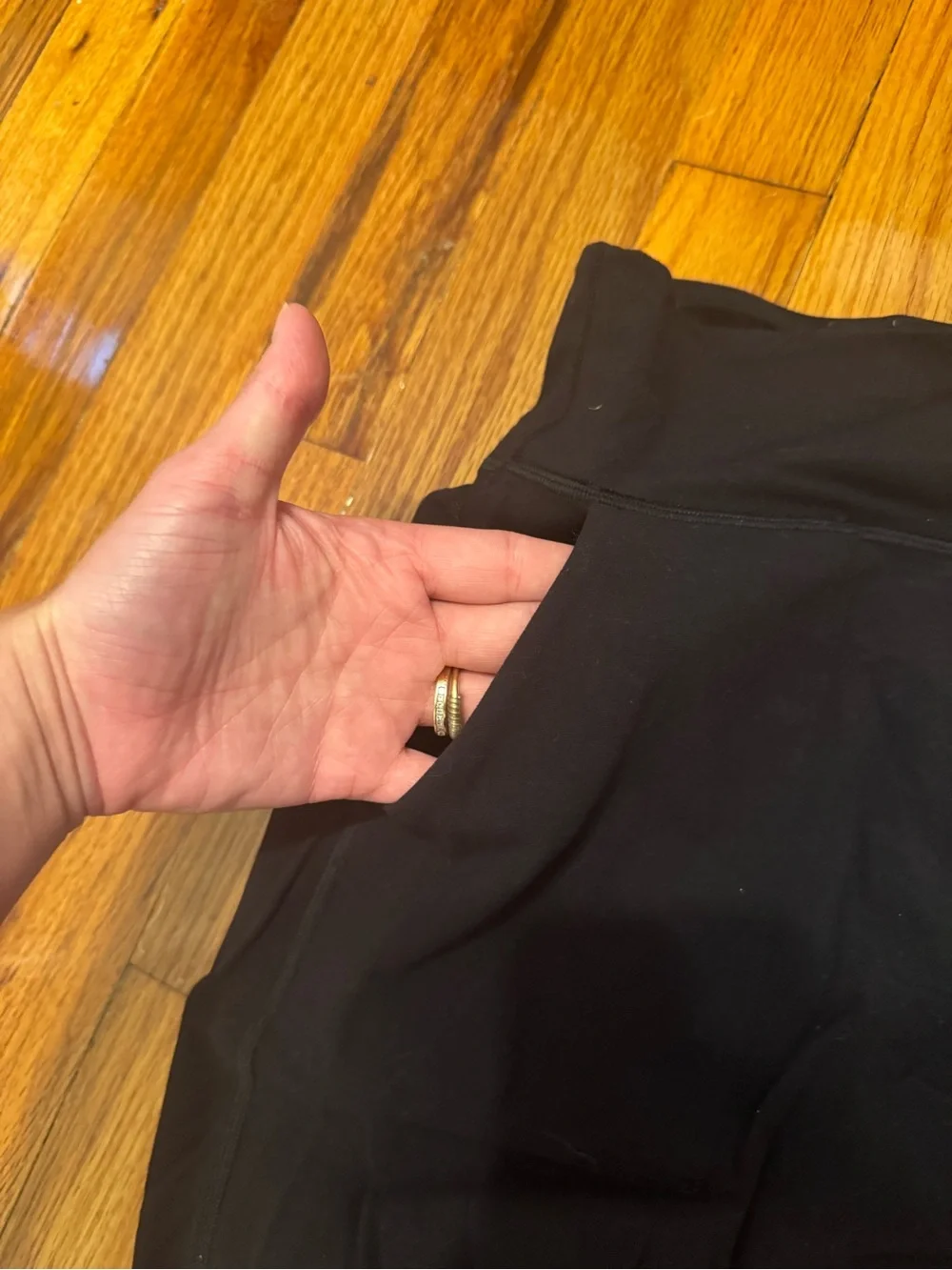 lululemon athletica classic black