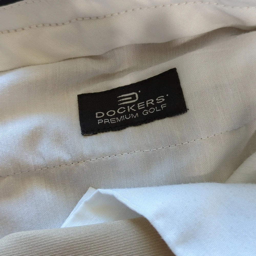 Dockers premium golf