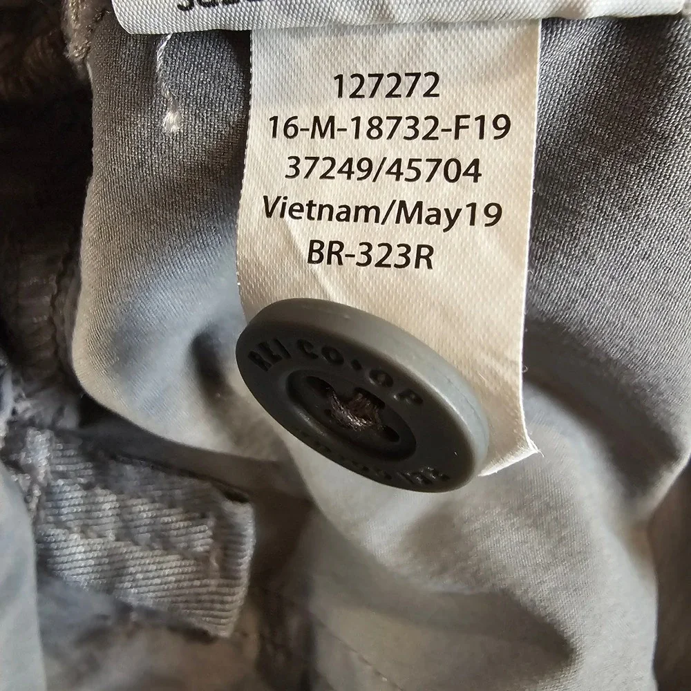 REI Co-op Sahara‎ Cargo Shorts Mens 34 Grey Relaxed Fit Hiking Outdoor Belted