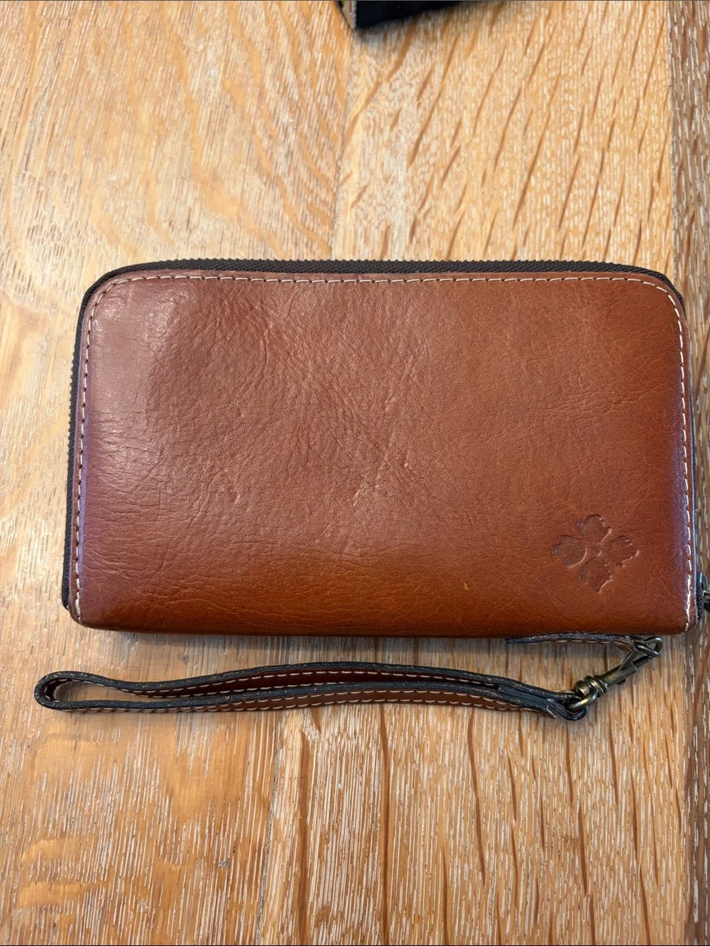 Patricia Nash Pebble-Style Brown Leather Wristlet Wallet - Men's Travel Zip Case