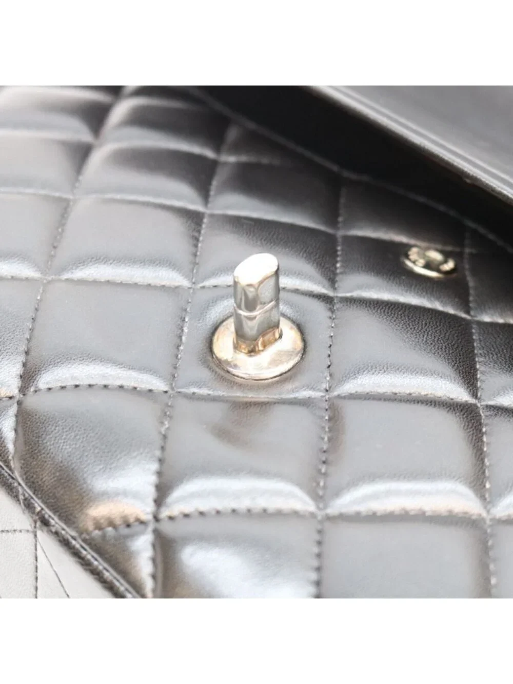 CHANEL all 20