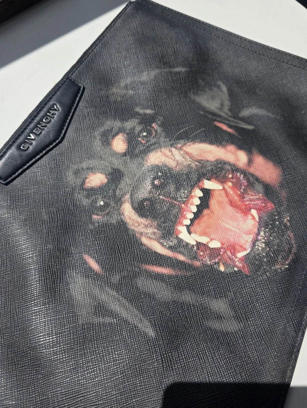 Givenchy pouch bold