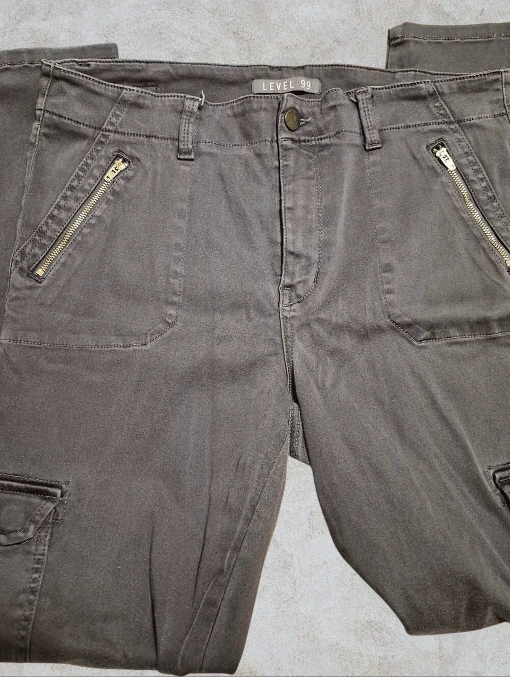 Level 99 mens gray