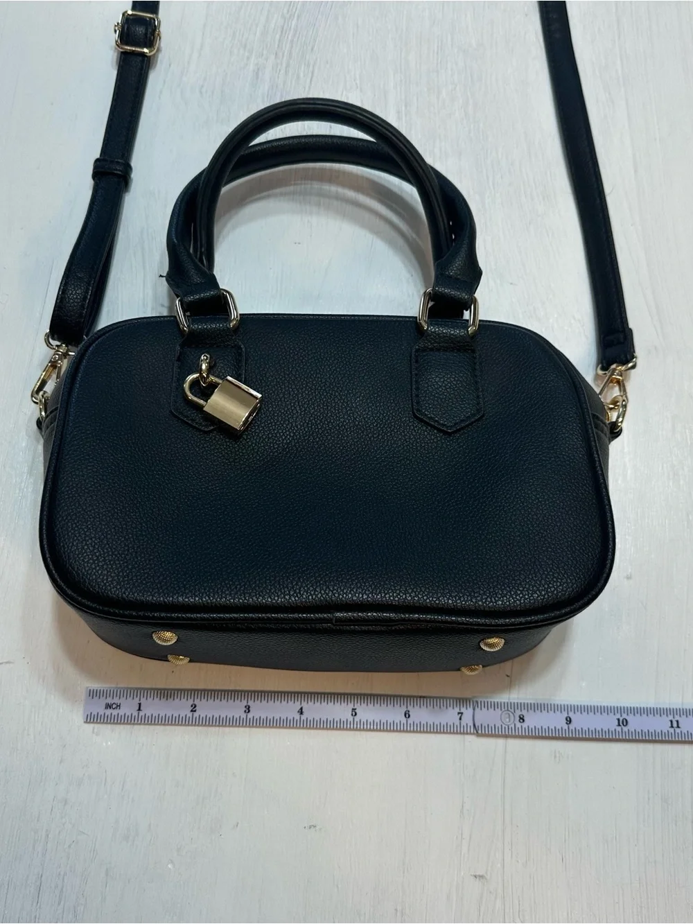 Kayla Ava classic versatile