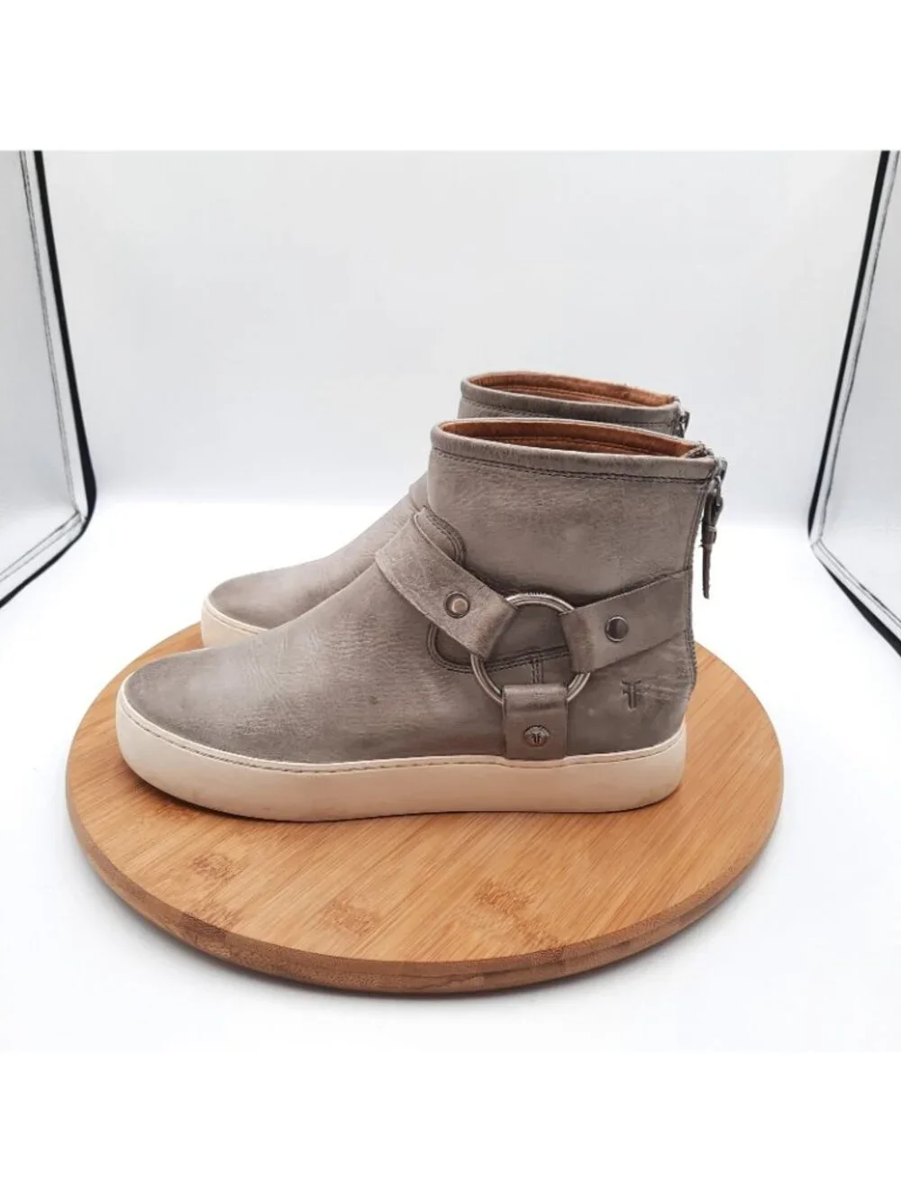 Frye lena harness
