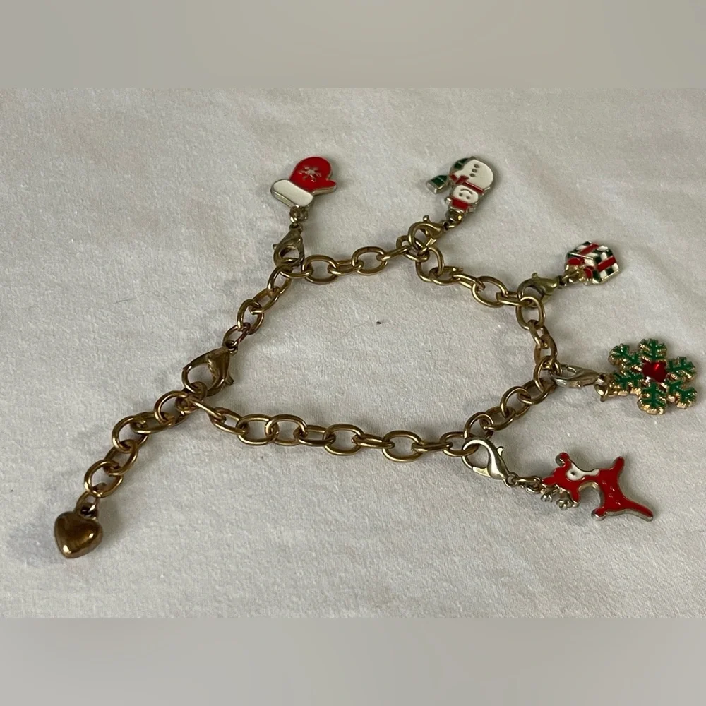 Vintage Christmas charm bracelet, gold tone, removable, charms