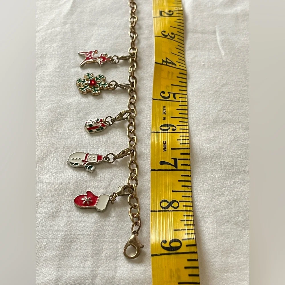 Vintage Christmas charm bracelet, gold tone, removable, charms