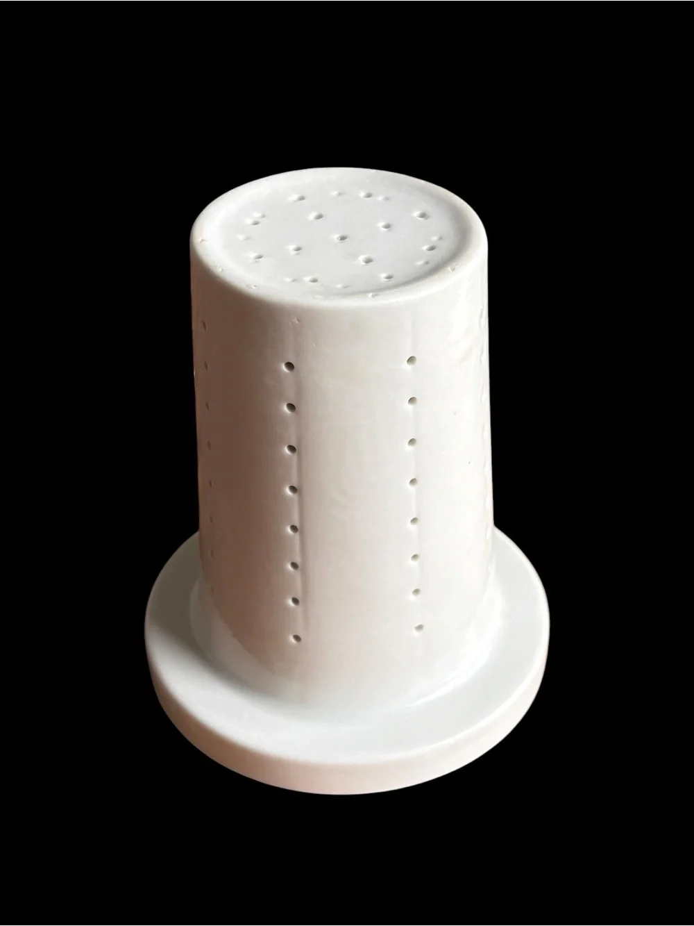 Hall China Co. bring mid