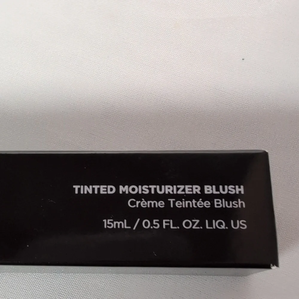 Laura Mercier Tinted Moisturizer Blush 15 ml/.5 fl. oz. in French Riveria
