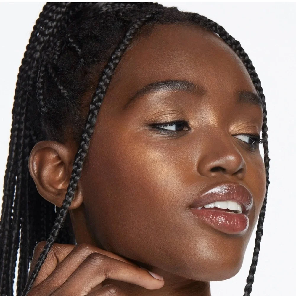 BECCA natural color