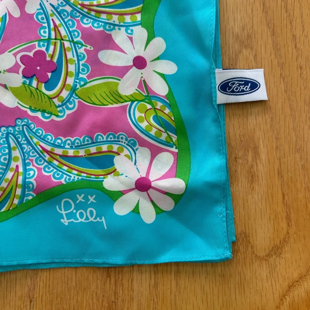 Lilly Pulitzer x Ford lilly pulitzer