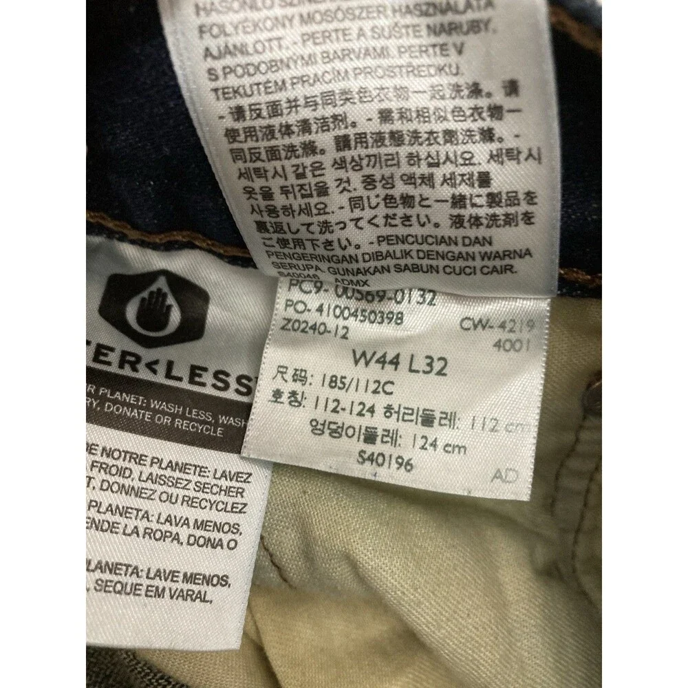 Levis this garment