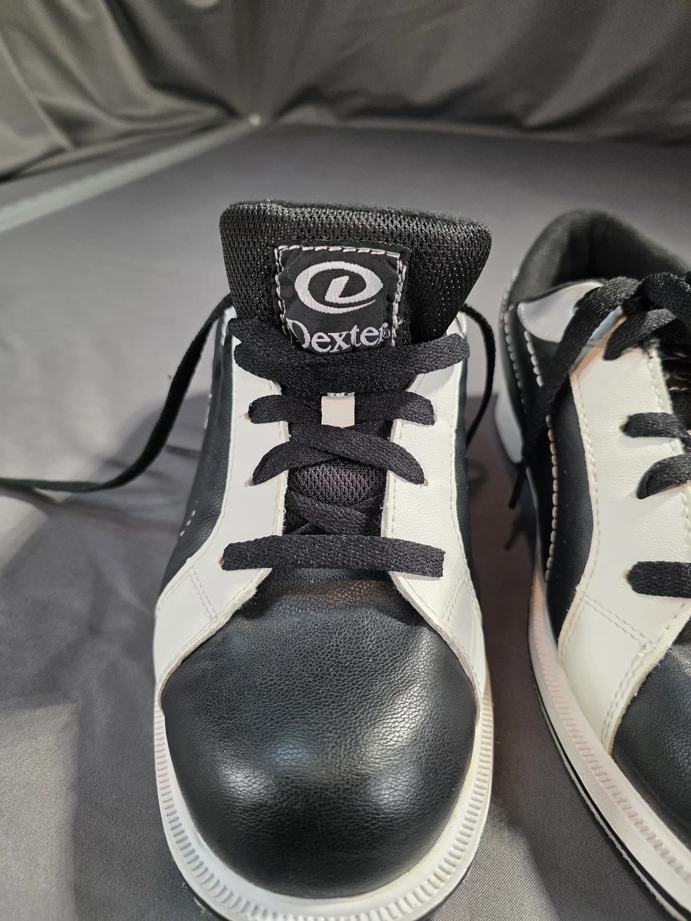 Dexter step onto