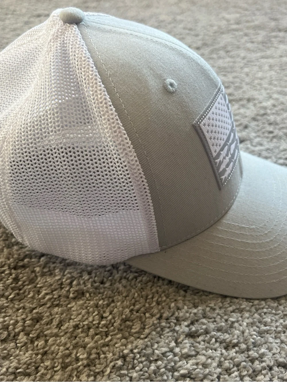 Columbia White Mesh Flexfit Hat