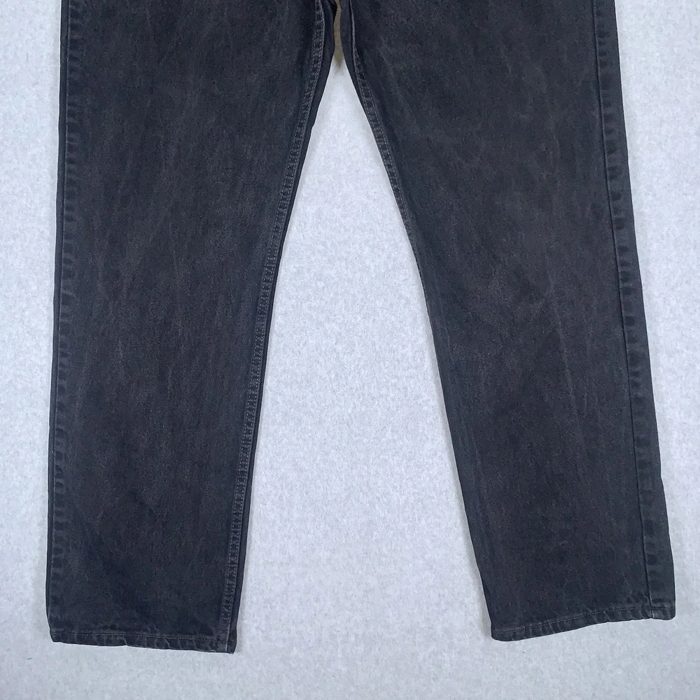 Levis photos questions