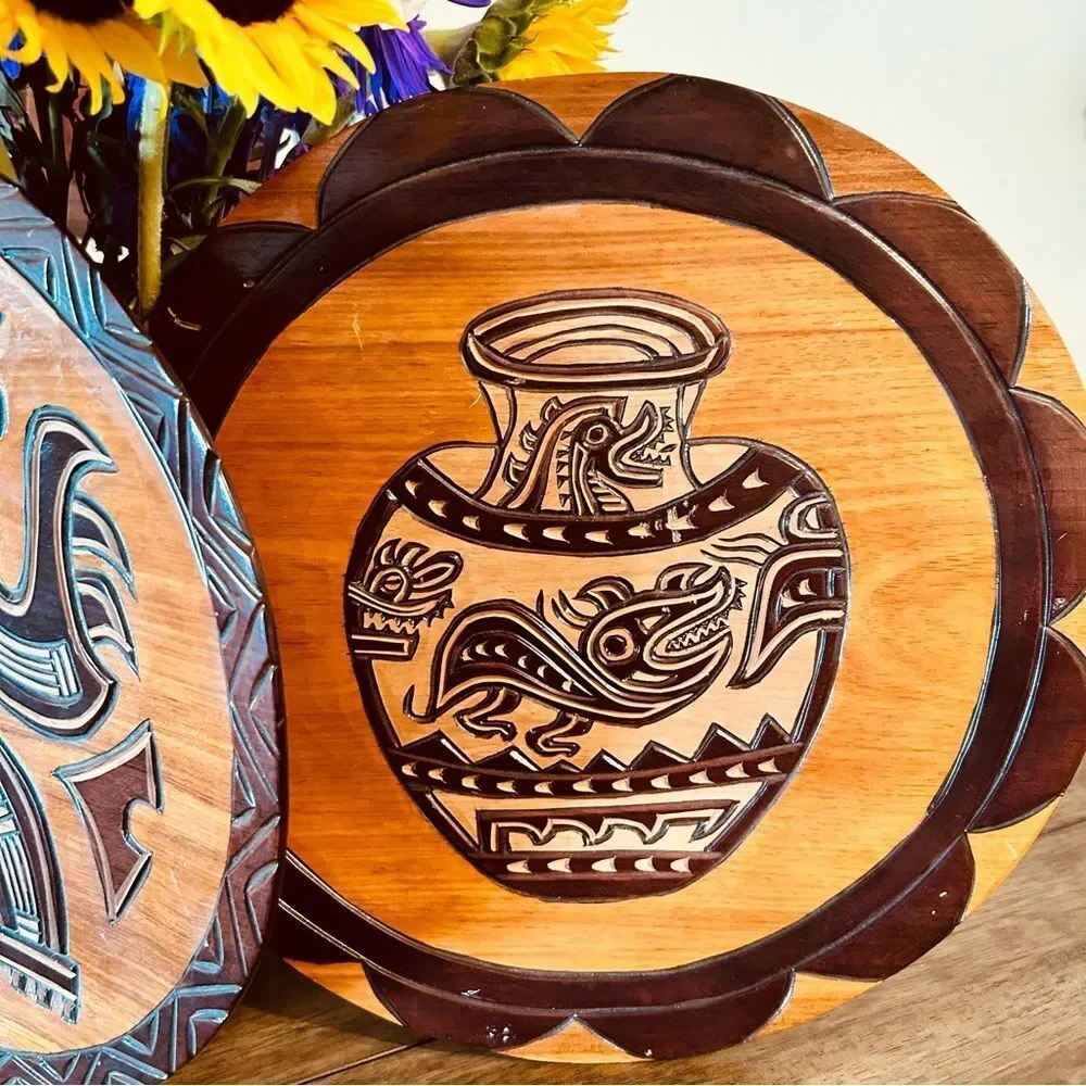 N/A wooden handcarved