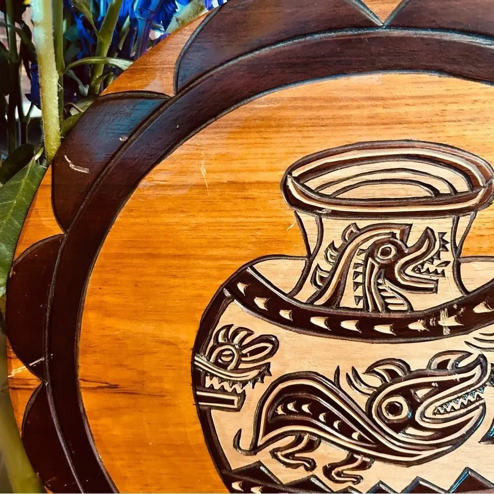 N/A wooden handcarved