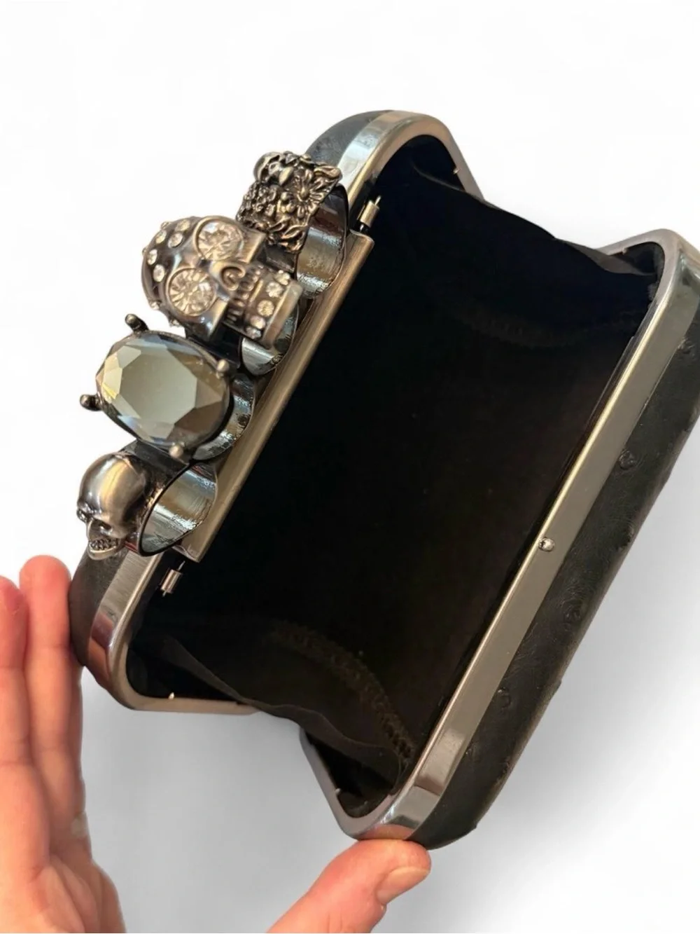 N/A silver tone