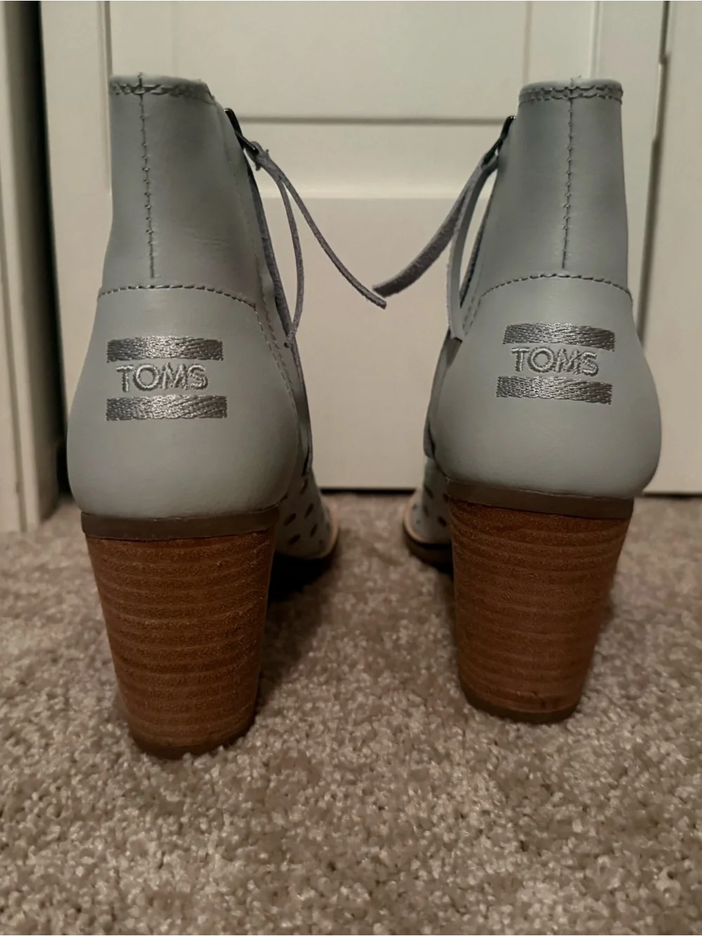 Toms toe wear cutout