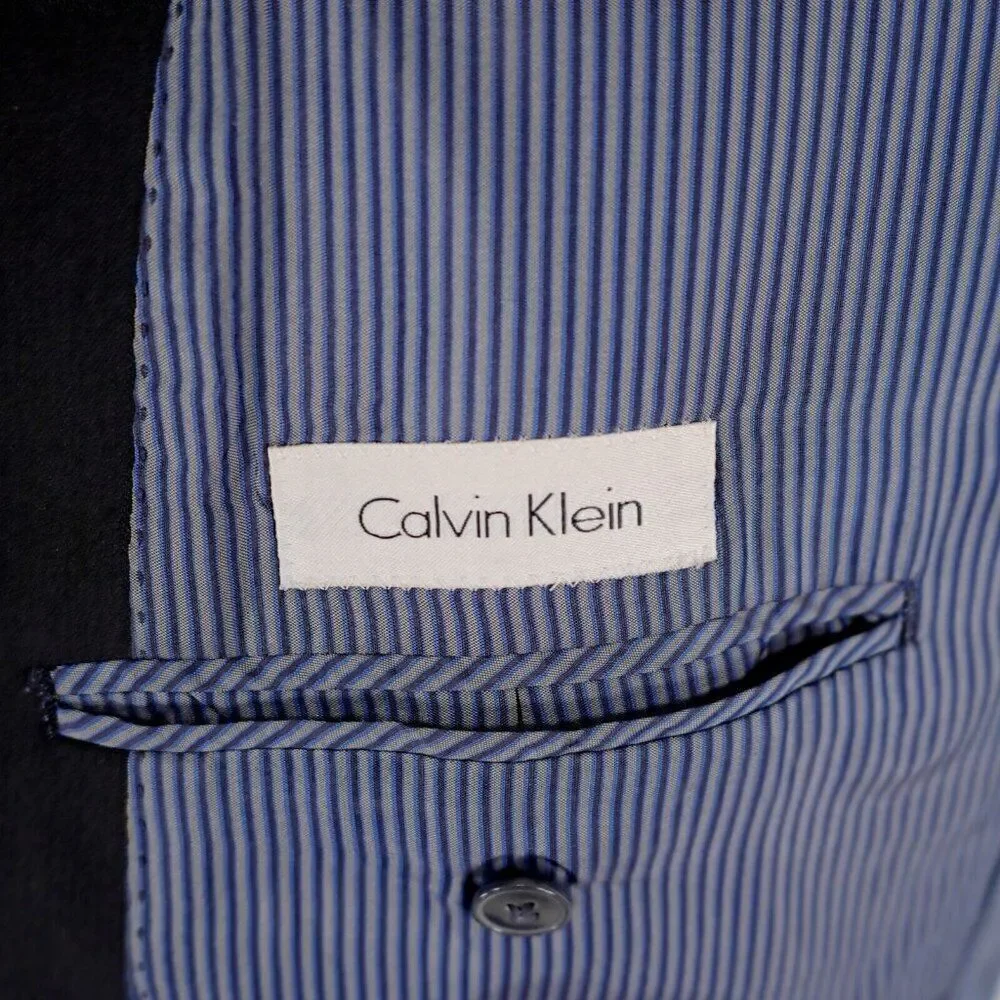 Calvin Klein Wool Navy Blue 38L 2 Silver Button‎ Blazer Or Slim Fit 40L