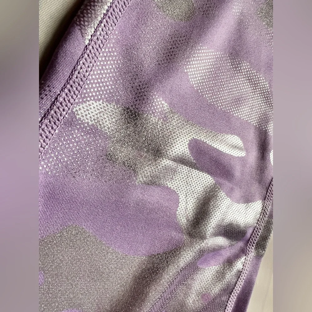 Refuge Lavender camo leggings metallic shiny back zip pocket Junior girl's  L