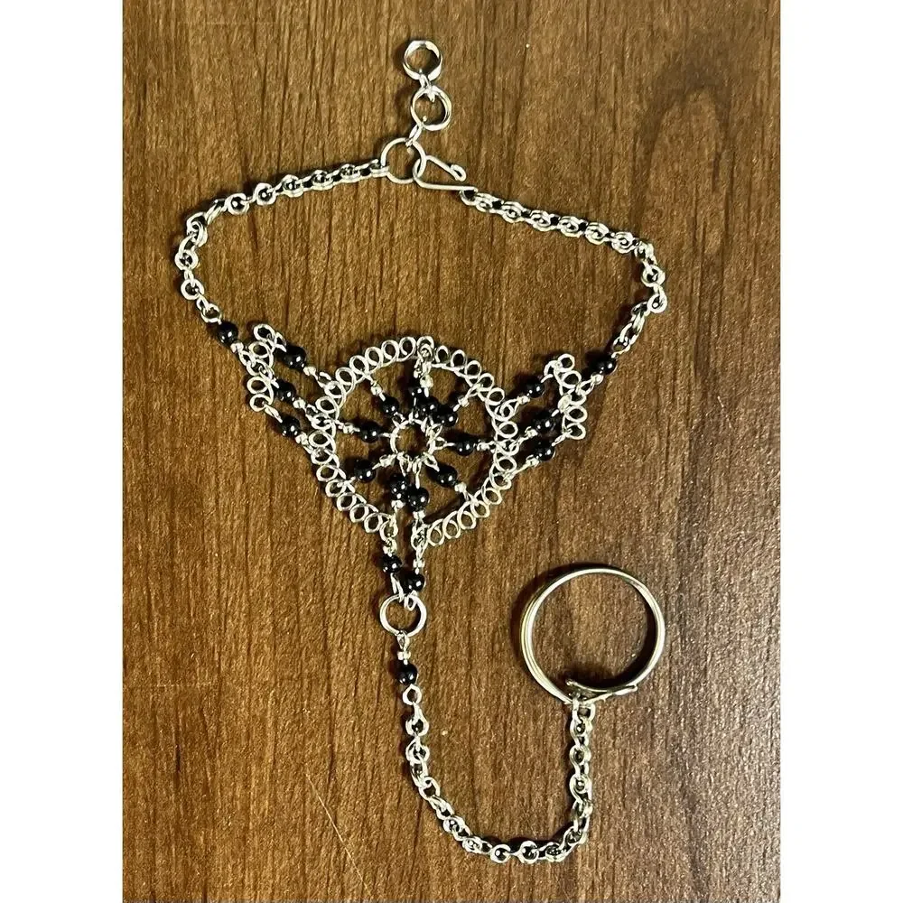 Perutreasure must bracelet