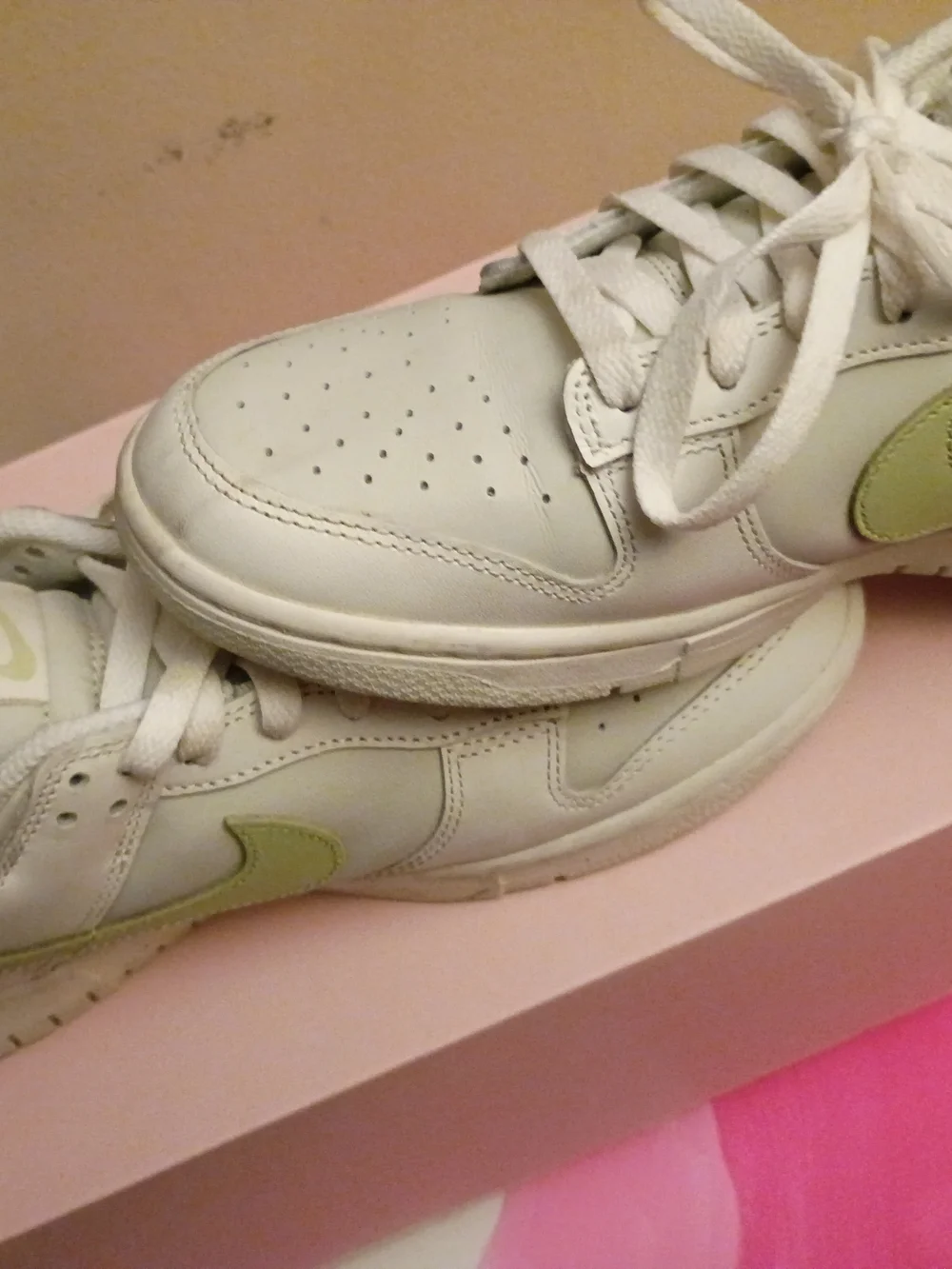 Nike Wmns Dunk Low 'Phantom Olive Aura'