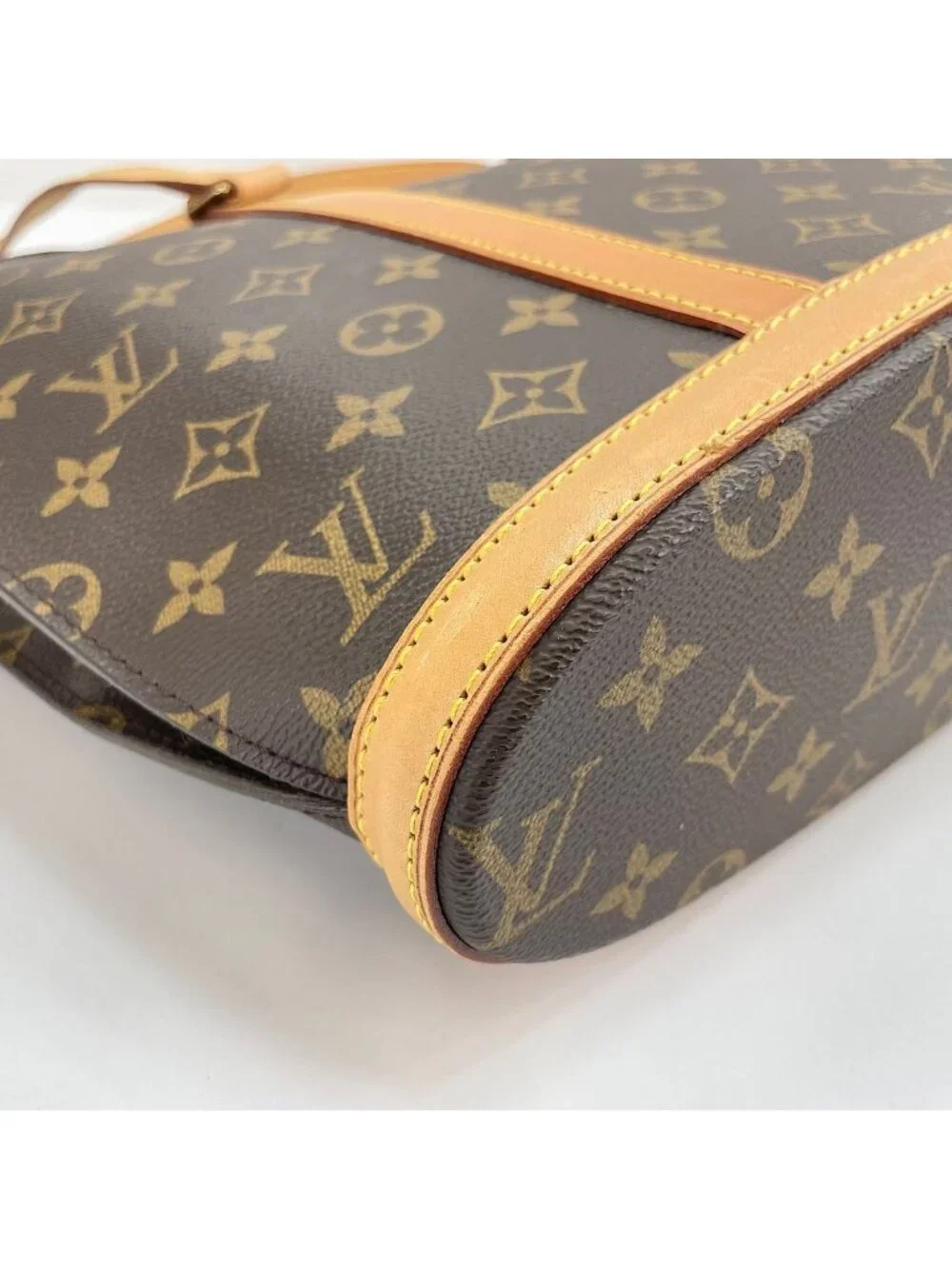 Louis Vuitton Tote Babylon