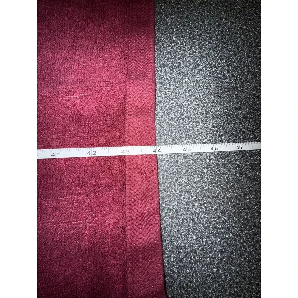 Vtg Embroidered JC Penny's Home Collection Maroon  Towels 2 Bath /2 Hand/ 2 Wash